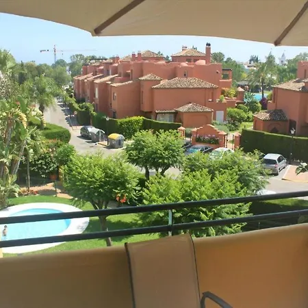 Skysea Holidays Banus *