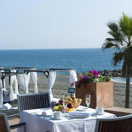 Skysea Holidays Banus Apartamento *