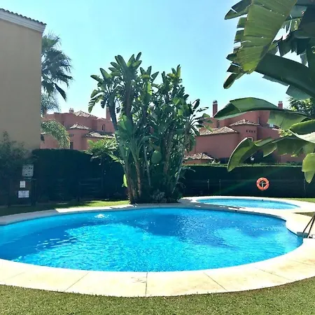 Skysea Holidays Banus Estepona